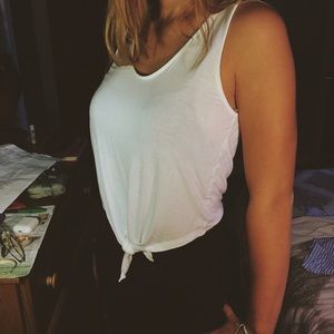 AMERICAN EAGLE WHITE TANK
